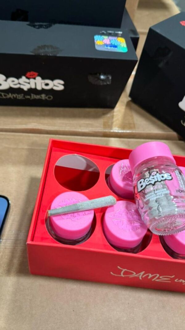 WhatsApp-Image-2025-03-06-at-7.54.00-PM-768x1365 Besitos Pre rolls